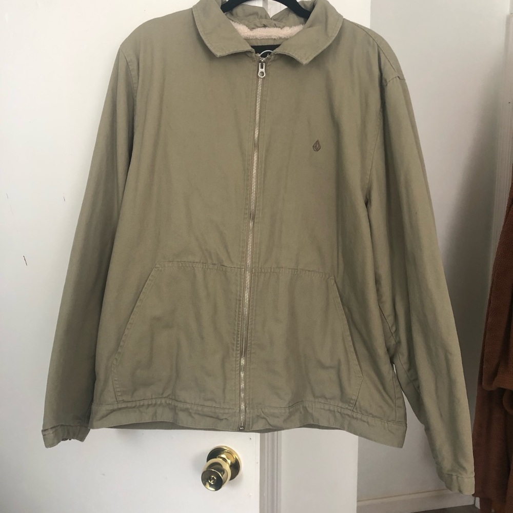 Volcom Men's Zip-Up Shirt Jacket in khaki